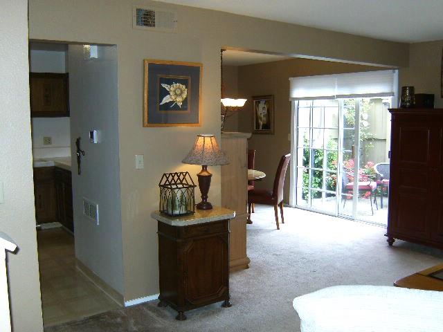 Detail Gallery Image 5 of 35 For 1253 Los Olivos Dr #65,  Salinas,  CA 93901 - 2 Beds | 1/1 Baths