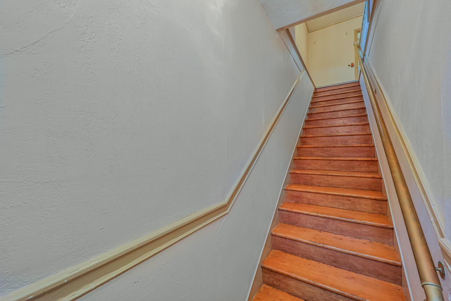 Detail Gallery Image 4 of 66 For 835 Alabama St, San Francisco,  CA 94110 - 4 Beds | 2/1 Baths