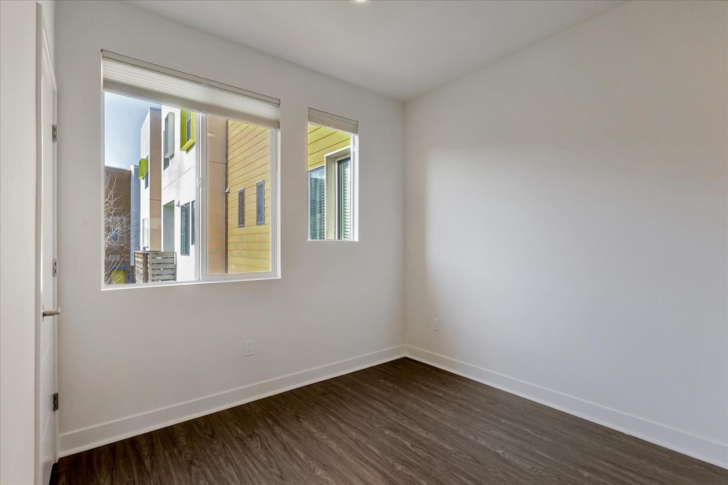 Detail Gallery Image 17 of 39 For 1429 Prescott St, Oakland,  CA 94607 - 2 Beds | 2/1 Baths