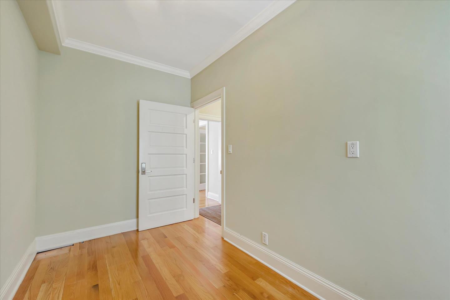 Detail Gallery Image 25 of 50 For 421-423 Kipling St, Palo Alto,  CA 94301 - 9 Beds | 1/1 Baths