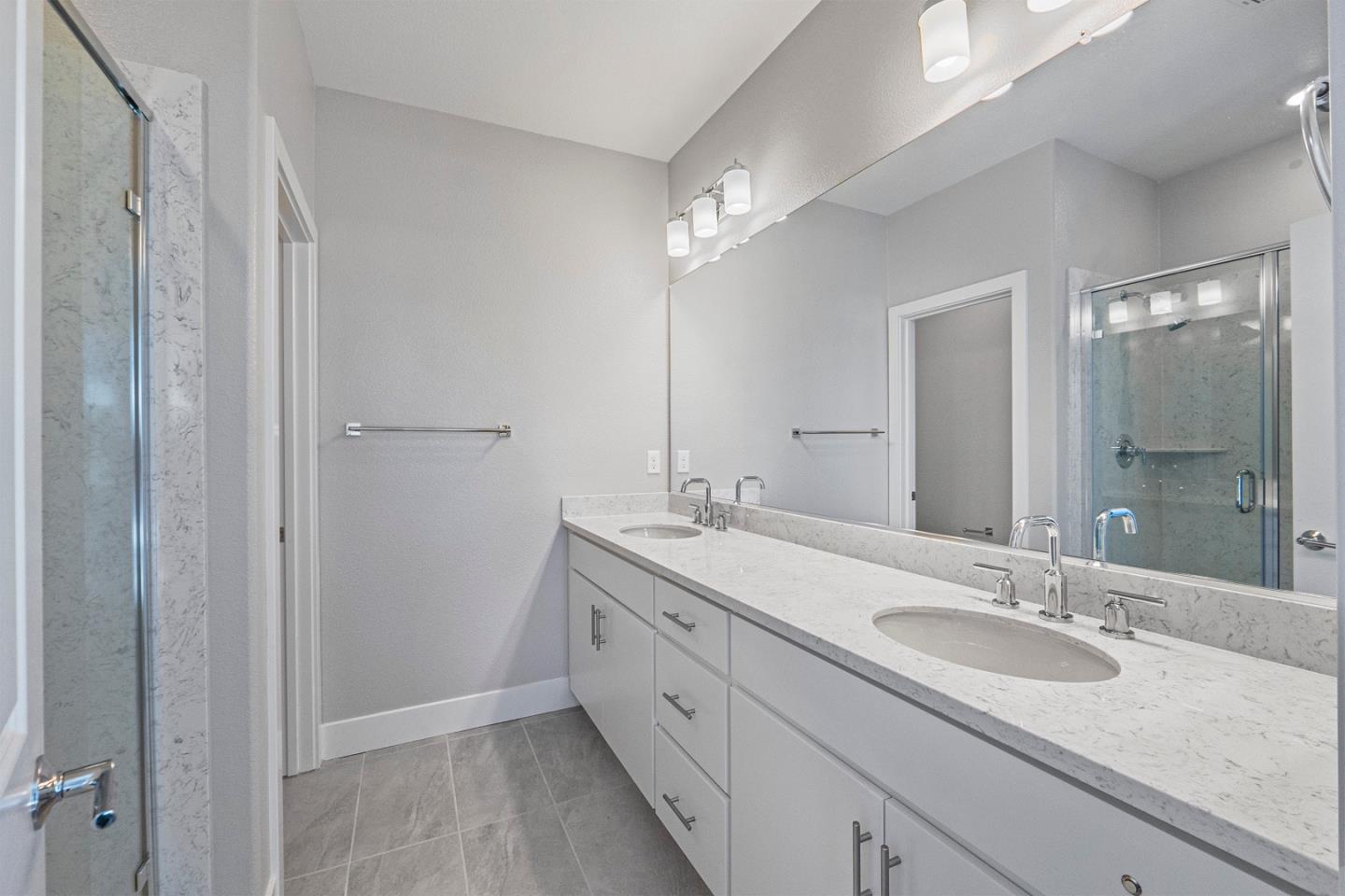 Detail Gallery Image 22 of 40 For 272 Waters Park Cir, San Mateo,  CA 94403 - 2 Beds | 2/1 Baths
