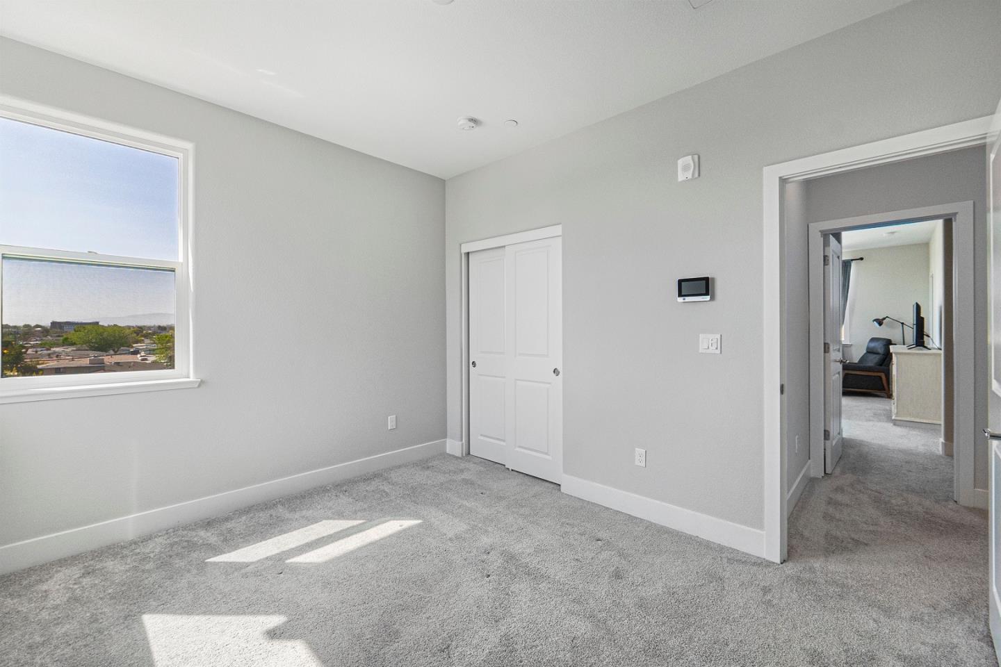 Detail Gallery Image 25 of 40 For 272 Waters Park Cir, San Mateo,  CA 94403 - 2 Beds | 2/1 Baths