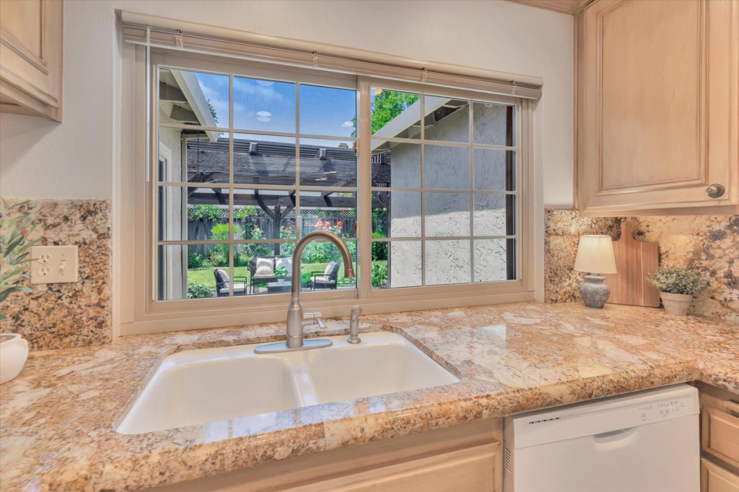 Detail Gallery Image 13 of 36 For 7145 Potomac Pl, Gilroy,  CA 95020 - 4 Beds | 2 Baths