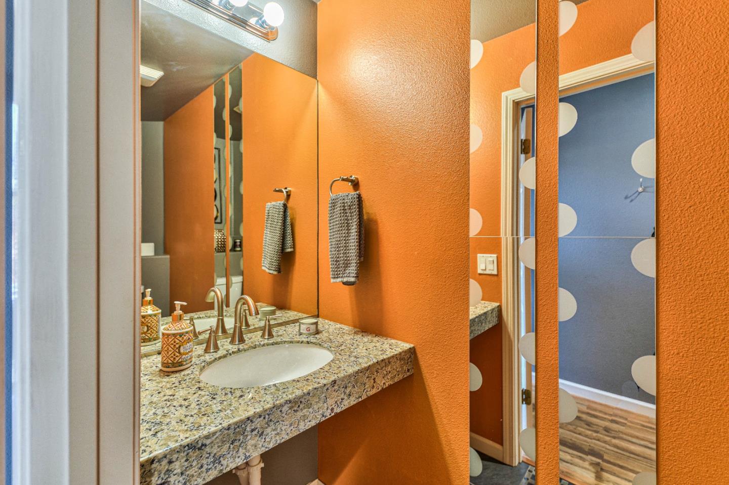 Detail Gallery Image 21 of 39 For 1773 Klamath Dr, Salinas,  CA 93906 - 4 Beds | 2/1 Baths