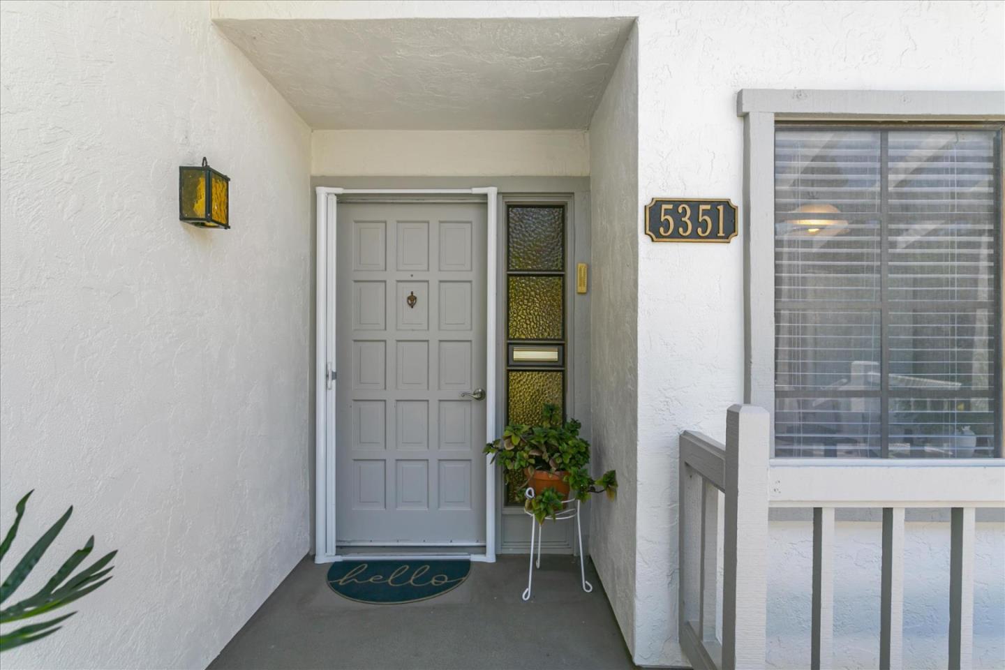 Detail Gallery Image 4 of 45 For 5351 Cribari Dell, San Jose,  CA 95135 - 2 Beds | 2 Baths