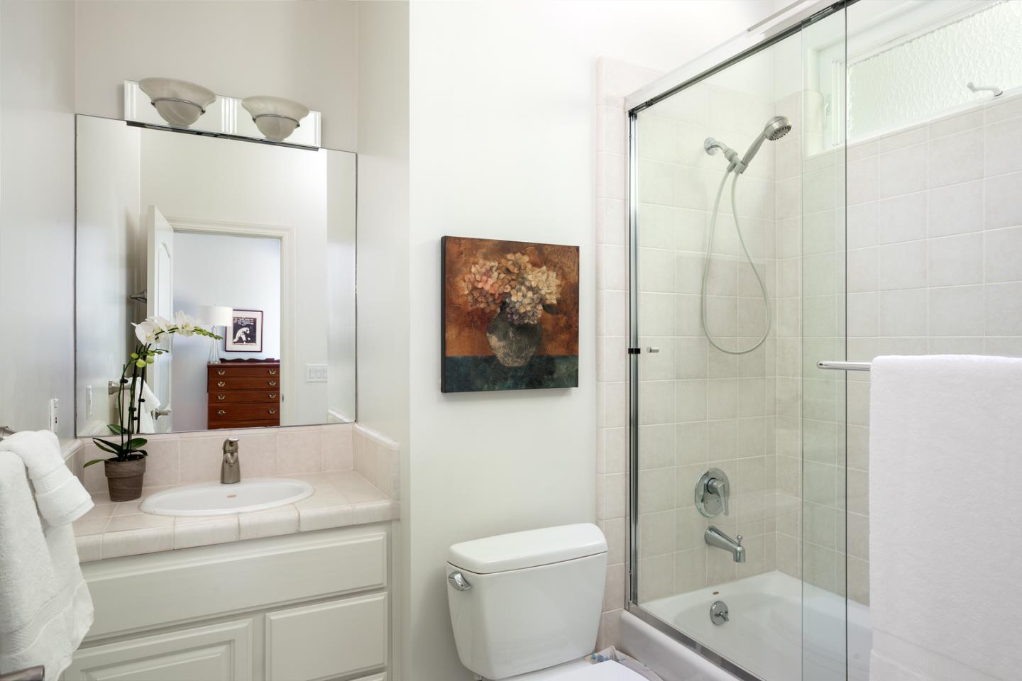 Detail Gallery Image 8 of 17 For 3816 Hamilton Way, Redwood City,  CA 94062 - 4 Beds | 3/1 Baths