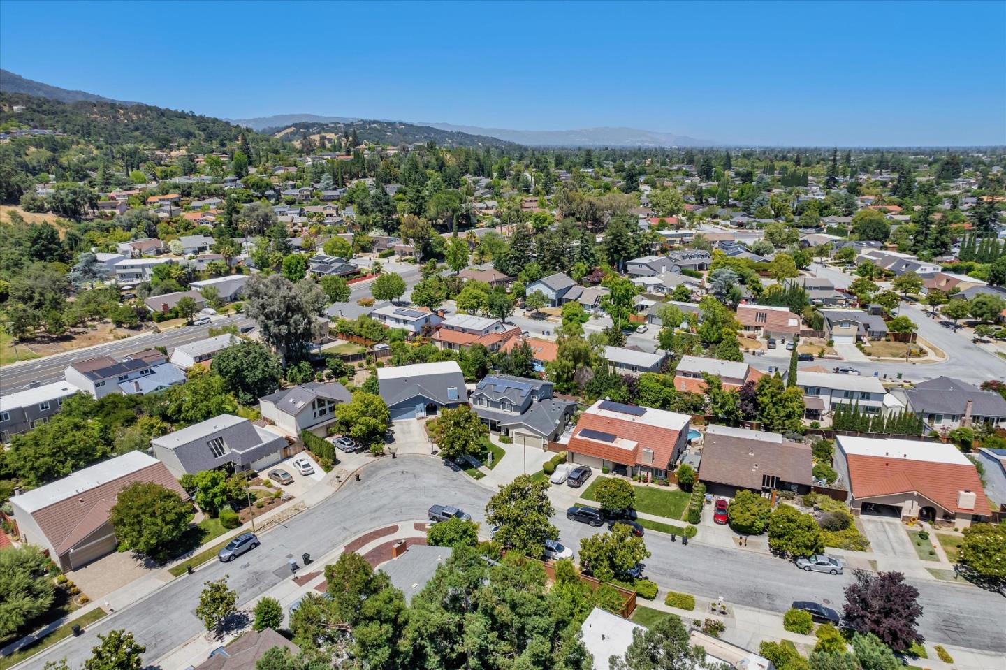 Detail Gallery Image 51 of 62 For 1326 Addiewell Pl, San Jose,  CA 95120 - 4 Beds | 3 Baths