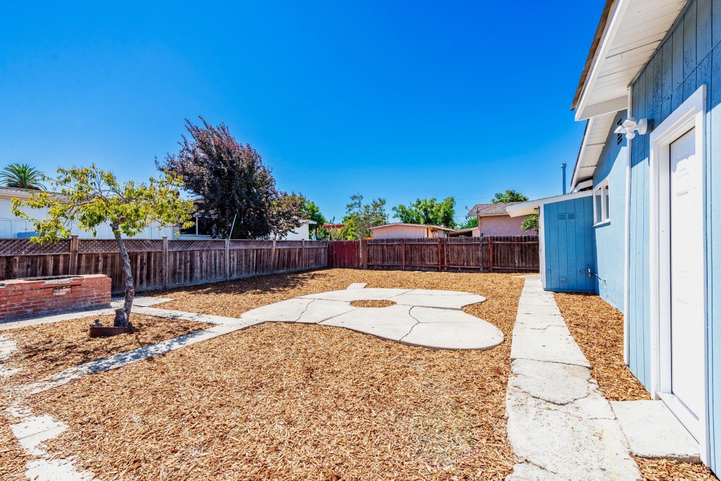 Detail Gallery Image 39 of 39 For 475 Larkspur Dr, East Palo Alto,  CA 94303 - 3 Beds | 1 Baths