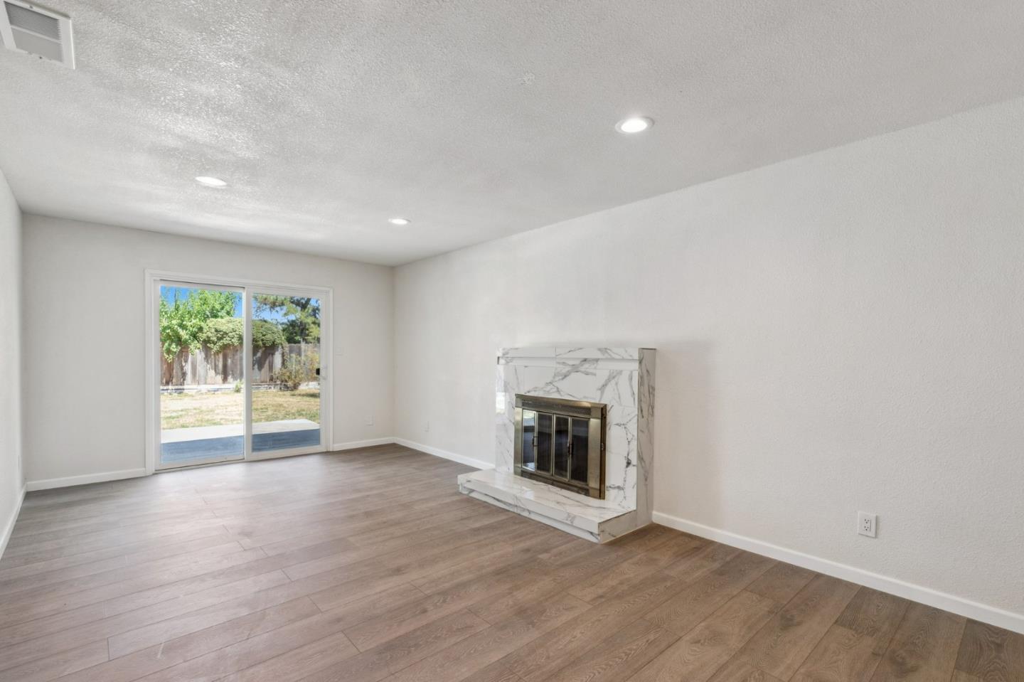 3316 Carson Ct, Merced, CA 95348 photo 9