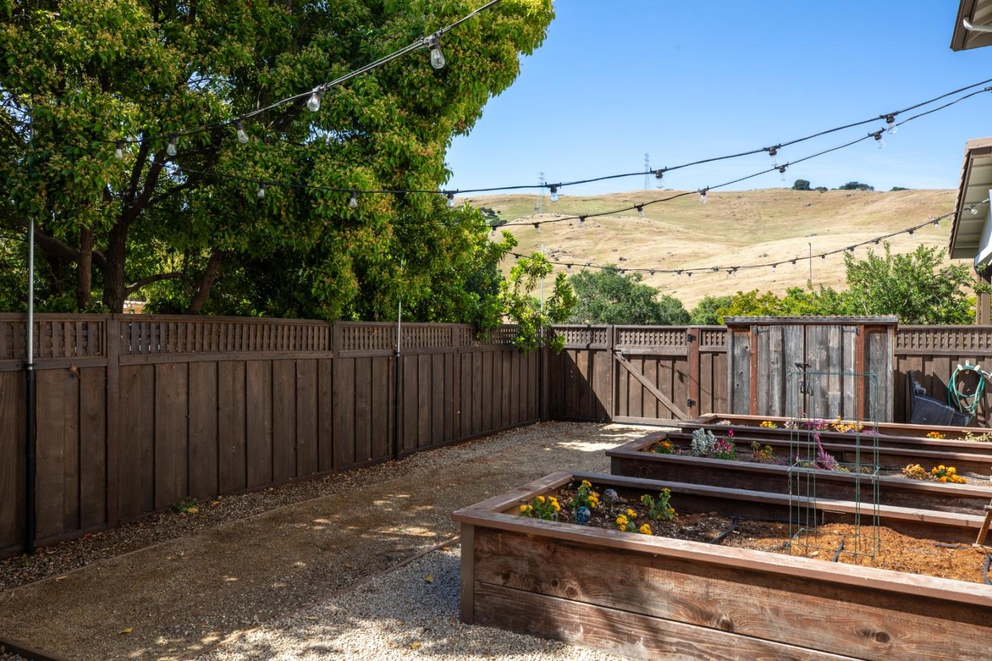 Detail Gallery Image 31 of 35 For 240 Basil Ave, Morgan Hill,  CA 95037 - 5 Beds | 4/1 Baths