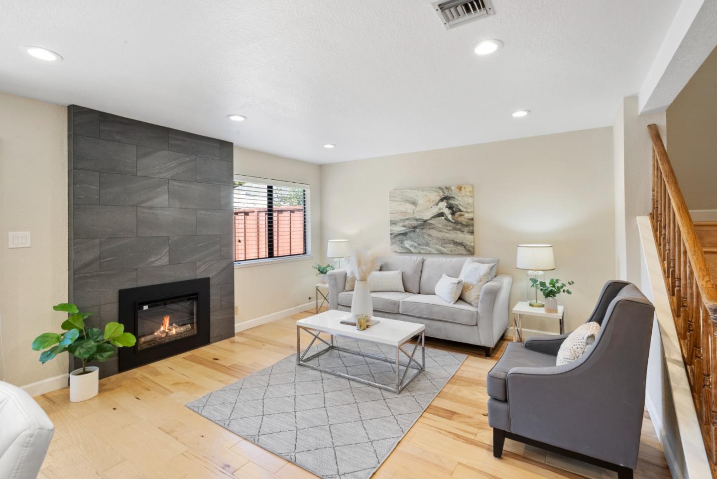 Detail Gallery Image 6 of 37 For 275 S Bayview Ave #P,  Sunnyvale,  CA 94086 - 2 Beds | 2/1 Baths