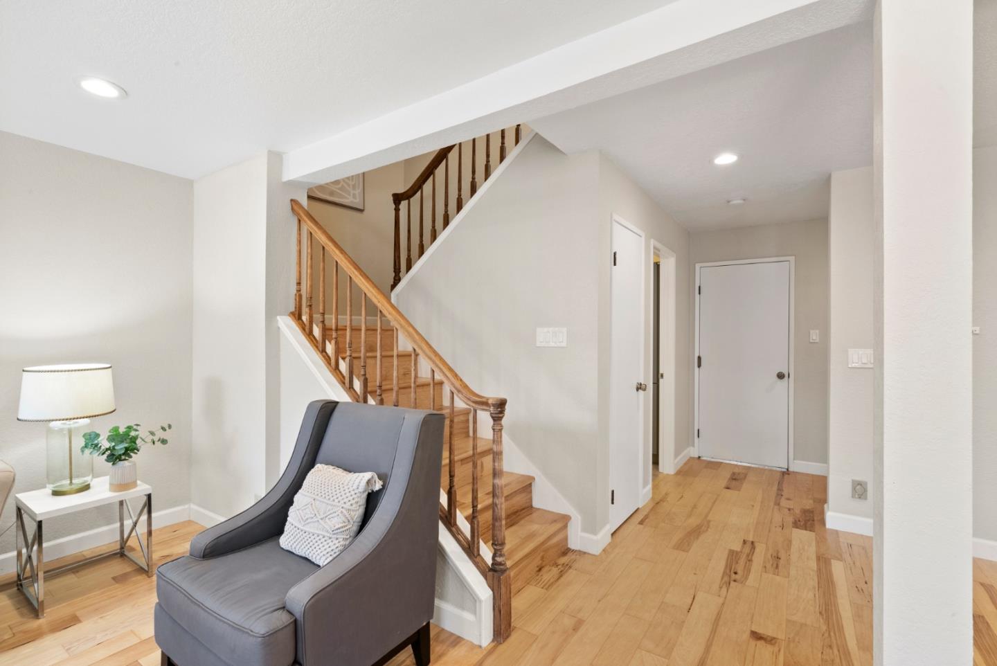 Detail Gallery Image 7 of 37 For 275 S Bayview Ave #P,  Sunnyvale,  CA 94086 - 2 Beds | 2/1 Baths