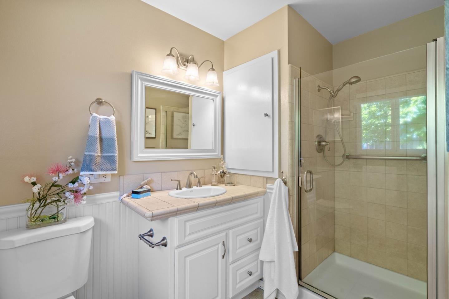Detail Gallery Image 25 of 39 For 966 Twin Brook Dr, San Jose,  CA 95126 - 3 Beds | 2 Baths