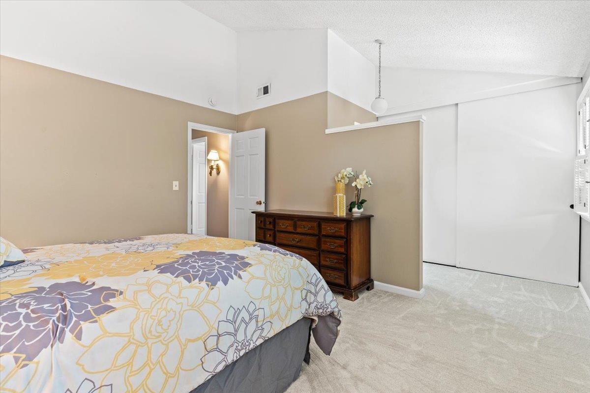 Detail Gallery Image 28 of 44 For 1237 Montmorency Dr, San Jose,  CA 95118 - 4 Beds | 2/1 Baths