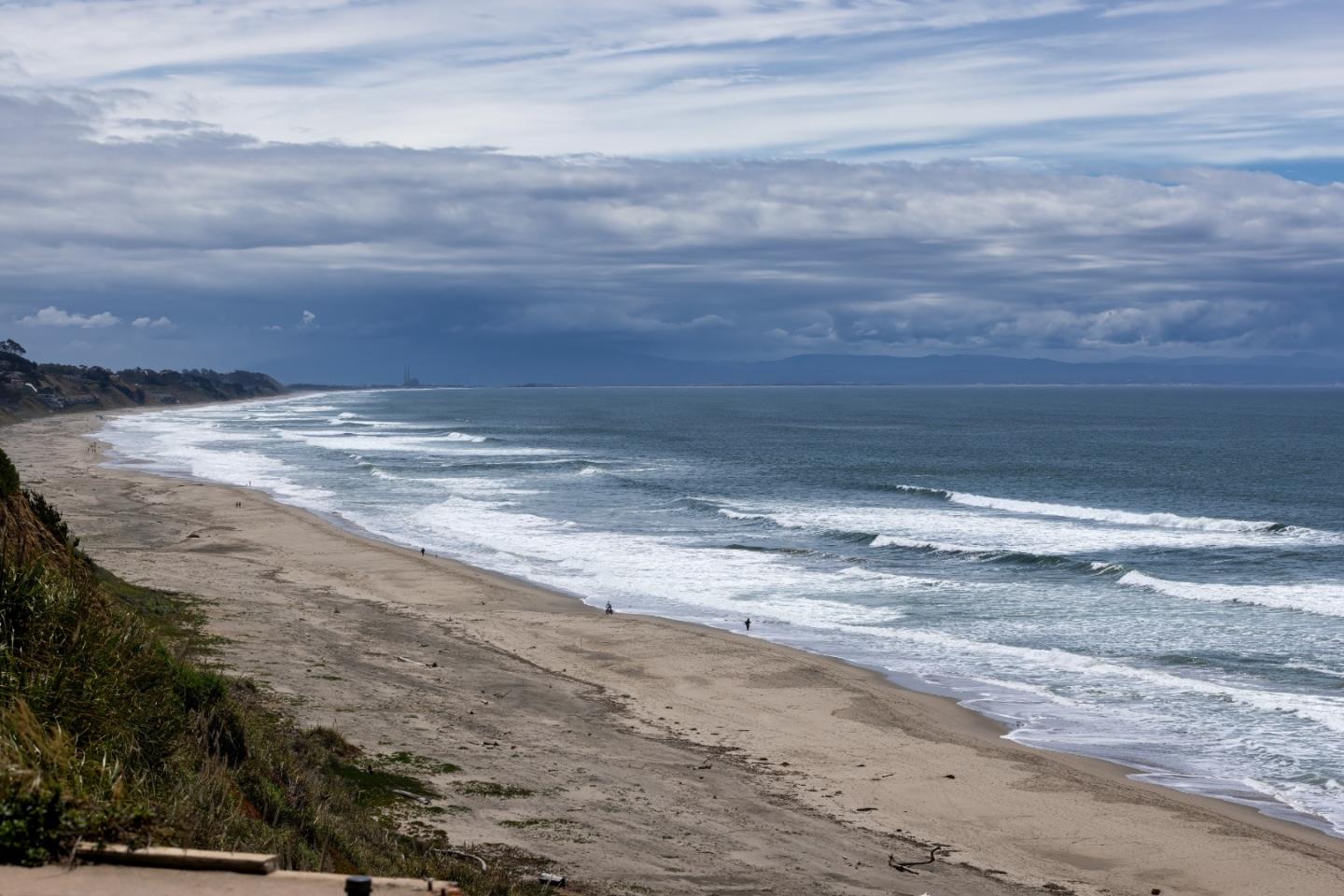 Detail Gallery Image 2 of 19 For 114 Seascape Resort Dr, Aptos,  CA 95003 - 1 Beds | 1 Baths