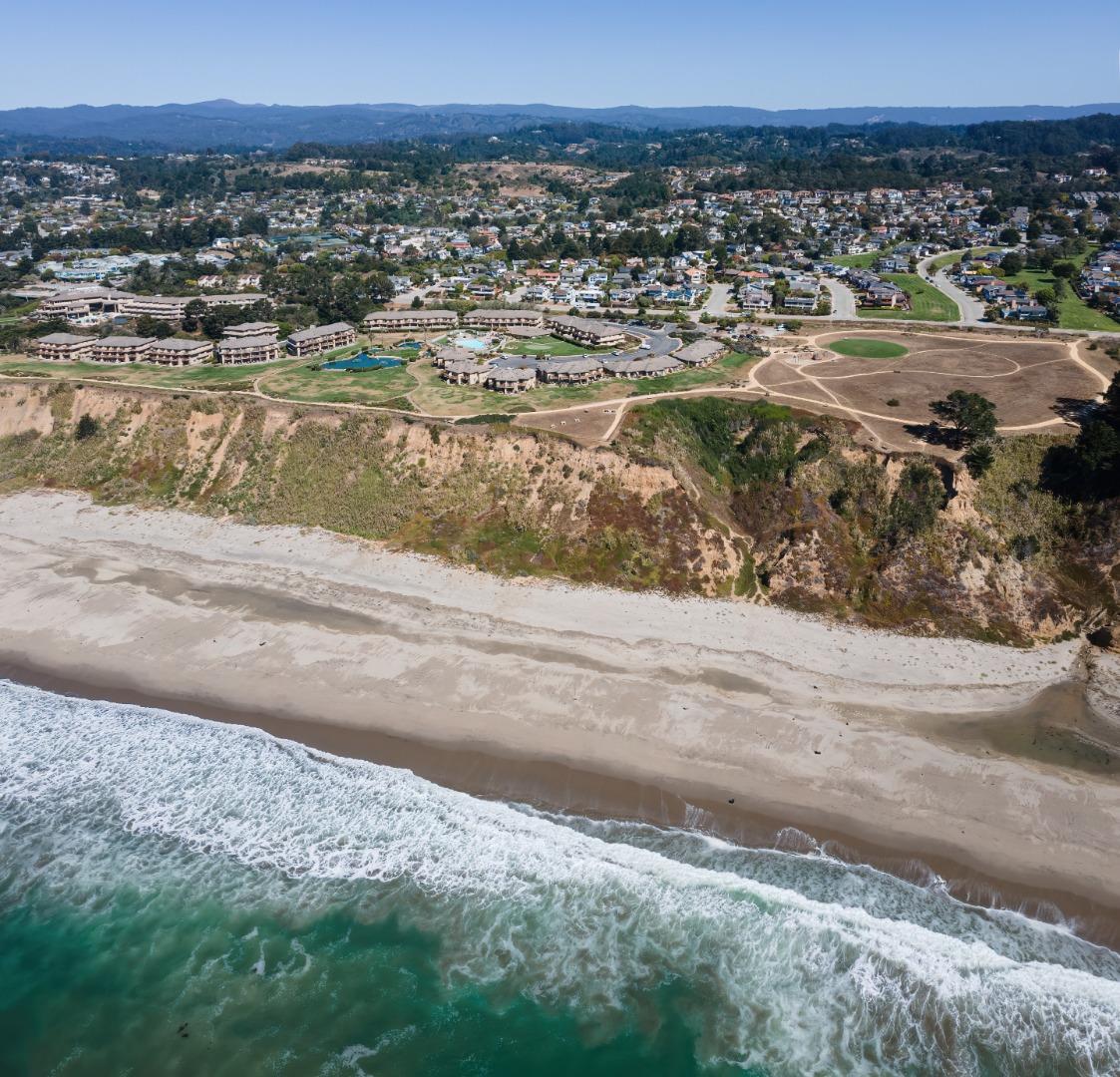 114 Seascape Resort Drive, Aptos, California 95003, 1 Bedroom Bedrooms, ,1 BathroomBathrooms,Residential,For Sale,114 Seascape Resort Drive,ML81966612
