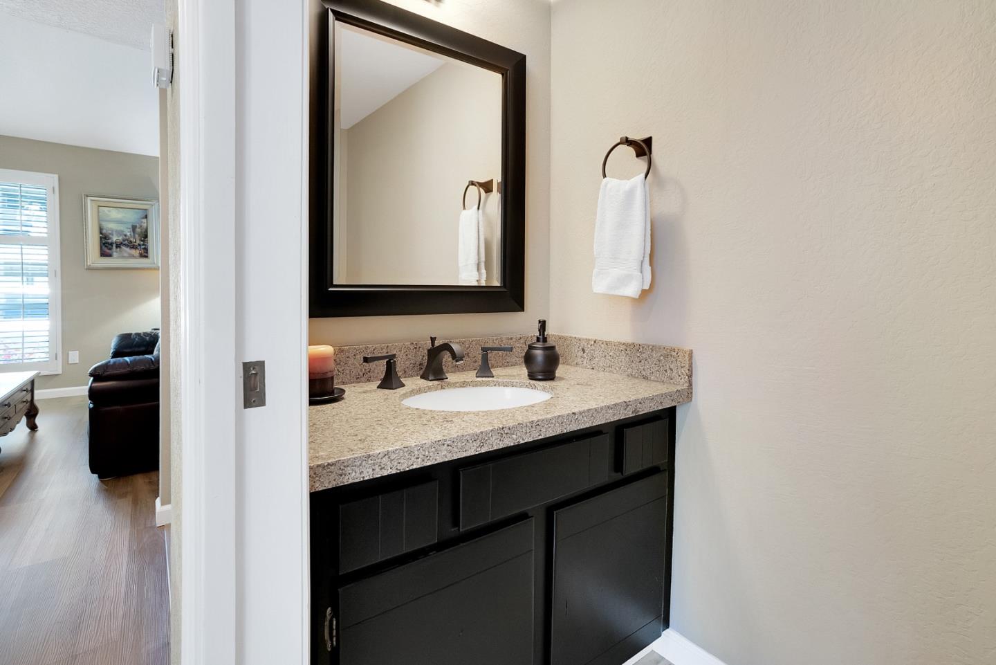 Detail Gallery Image 13 of 34 For 6172 Sheraton Pl, Aptos,  CA 95003 - 3 Beds | 2/1 Baths