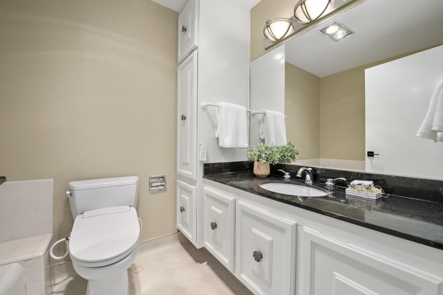 Detail Gallery Image 20 of 33 For 5036 Cribari Vale, San Jose,  CA 95135 - 2 Beds | 2 Baths