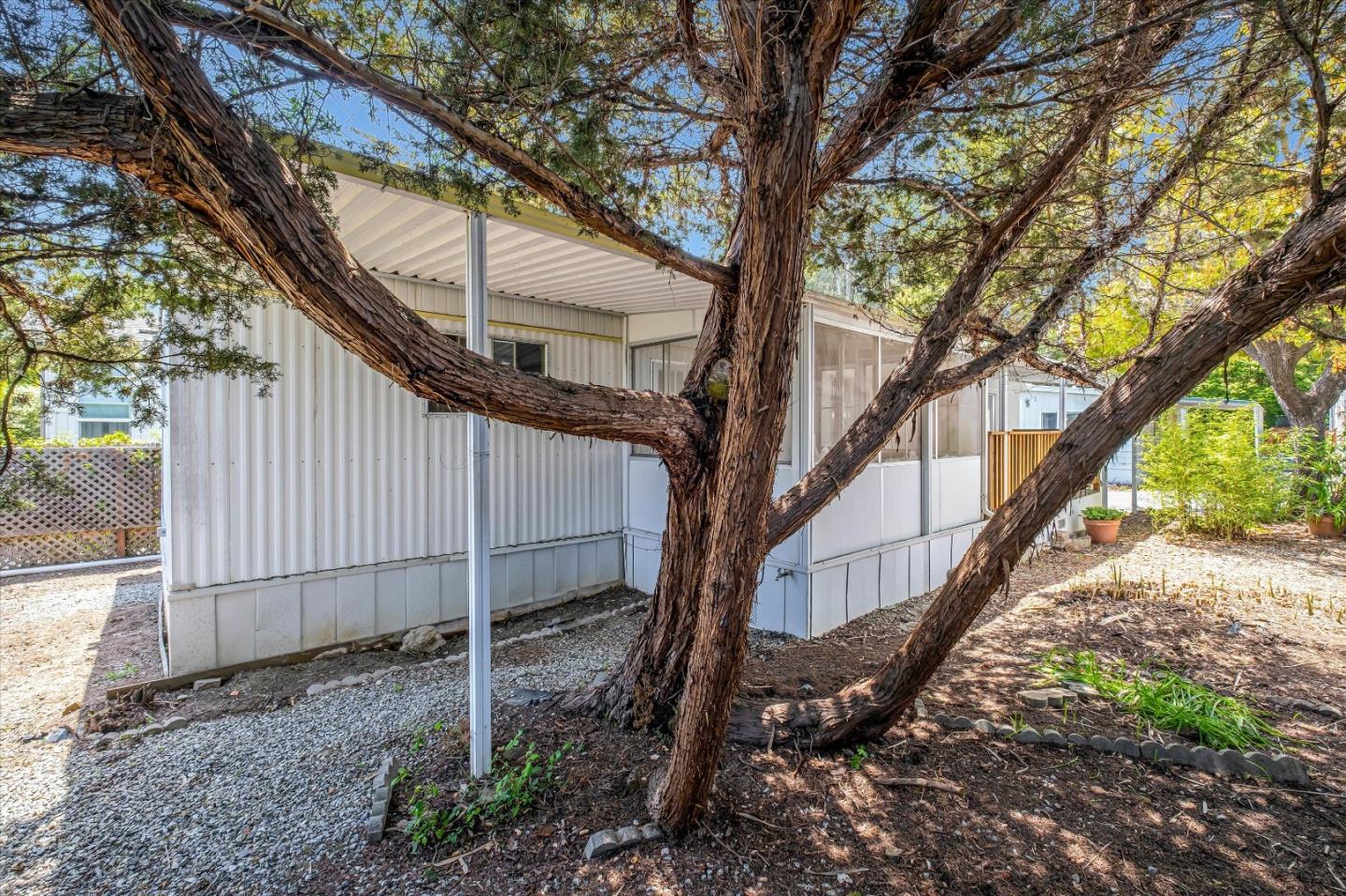 Detail Gallery Image 20 of 26 For 3322 Ashwood Way #47,  Soquel,  CA 95073 - 1 Beds | 1 Baths
