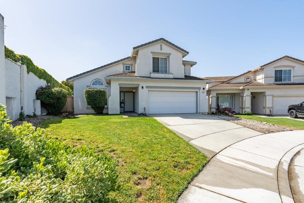 Detail Gallery Image 1 of 55 For 921 Hillock Ct, Hollister,  CA 95023 - 4 Beds | 2/1 Baths