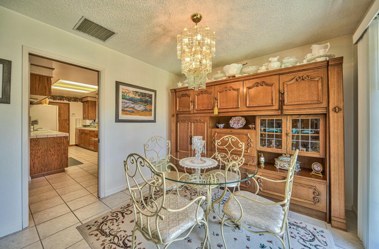 Detail Gallery Image 11 of 41 For 1264 San Angelo Dr, Salinas,  CA 93901 - 3 Beds | 2 Baths
