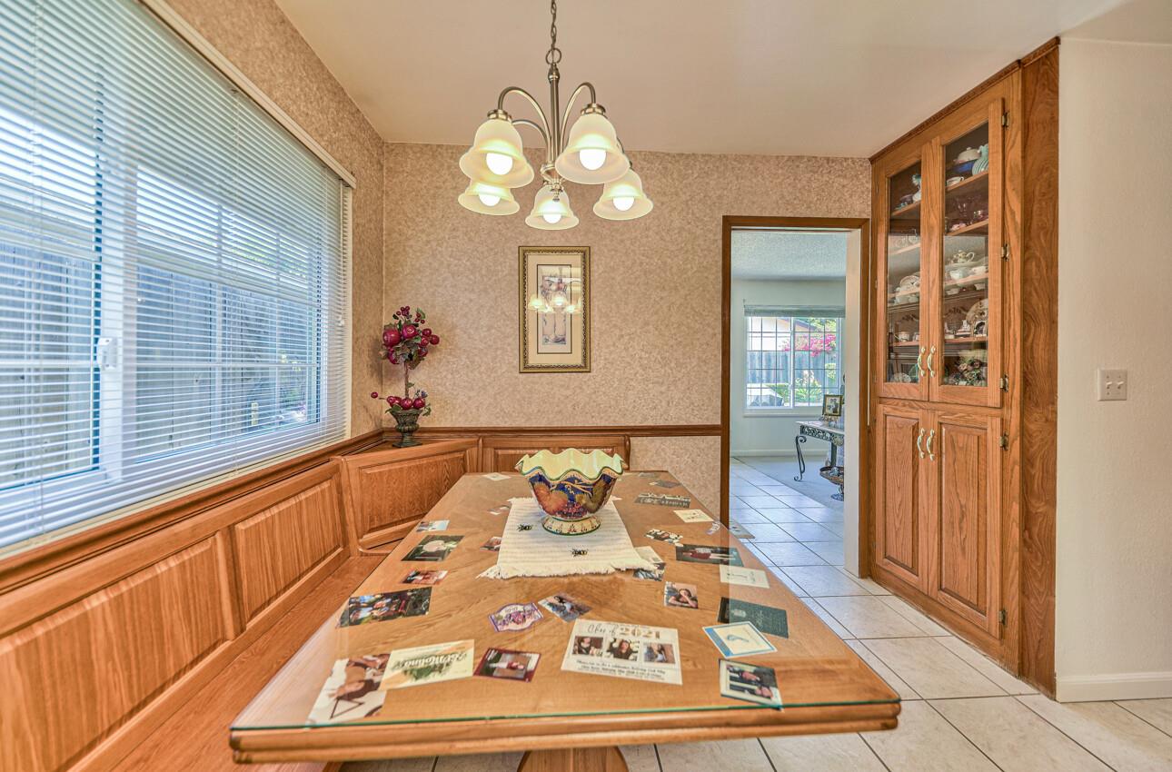 Detail Gallery Image 19 of 41 For 1264 San Angelo Dr, Salinas,  CA 93901 - 3 Beds | 2 Baths
