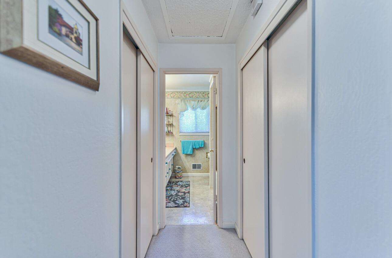 Detail Gallery Image 31 of 41 For 1264 San Angelo Dr, Salinas,  CA 93901 - 3 Beds | 2 Baths