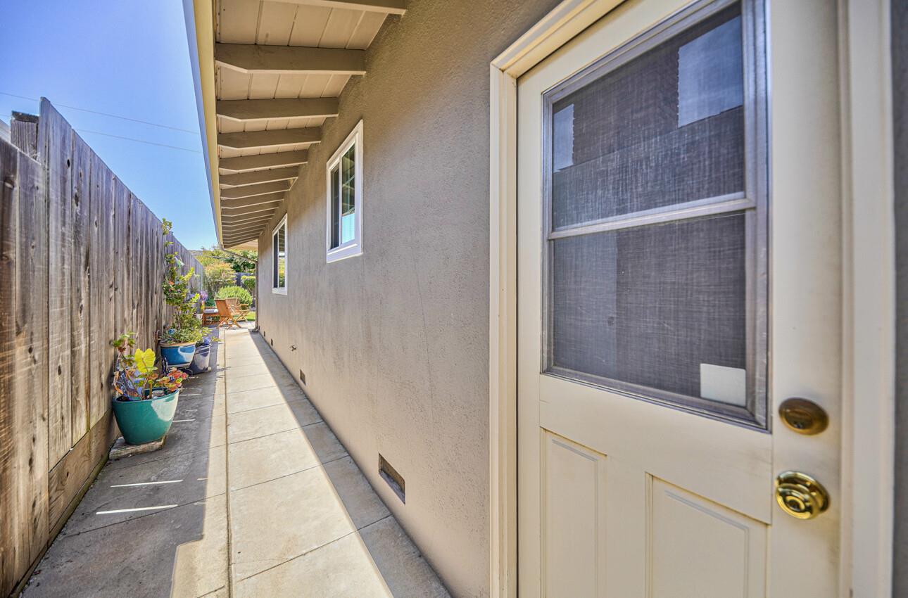 Detail Gallery Image 40 of 41 For 1264 San Angelo Dr, Salinas,  CA 93901 - 3 Beds | 2 Baths