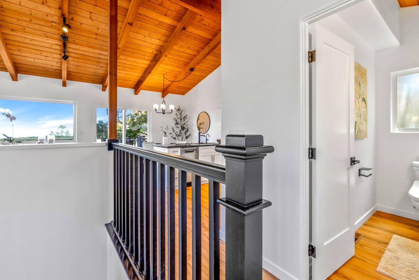 Detail Gallery Image 32 of 58 For 885 Grace St, Monterey,  CA 93940 - 3 Beds | 2/1 Baths