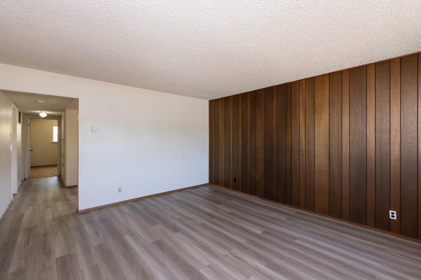 Detail Gallery Image 4 of 19 For 653 Bronte Ave, Watsonville,  CA 95076 - 2 Beds | 1 Baths