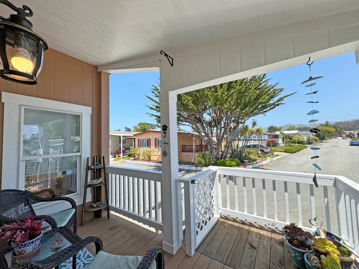 Detail Gallery Image 3 of 37 For 41 Sea Breeze Dr #41,  Half Moon Bay,  CA 94019 - 3 Beds | 2 Baths
