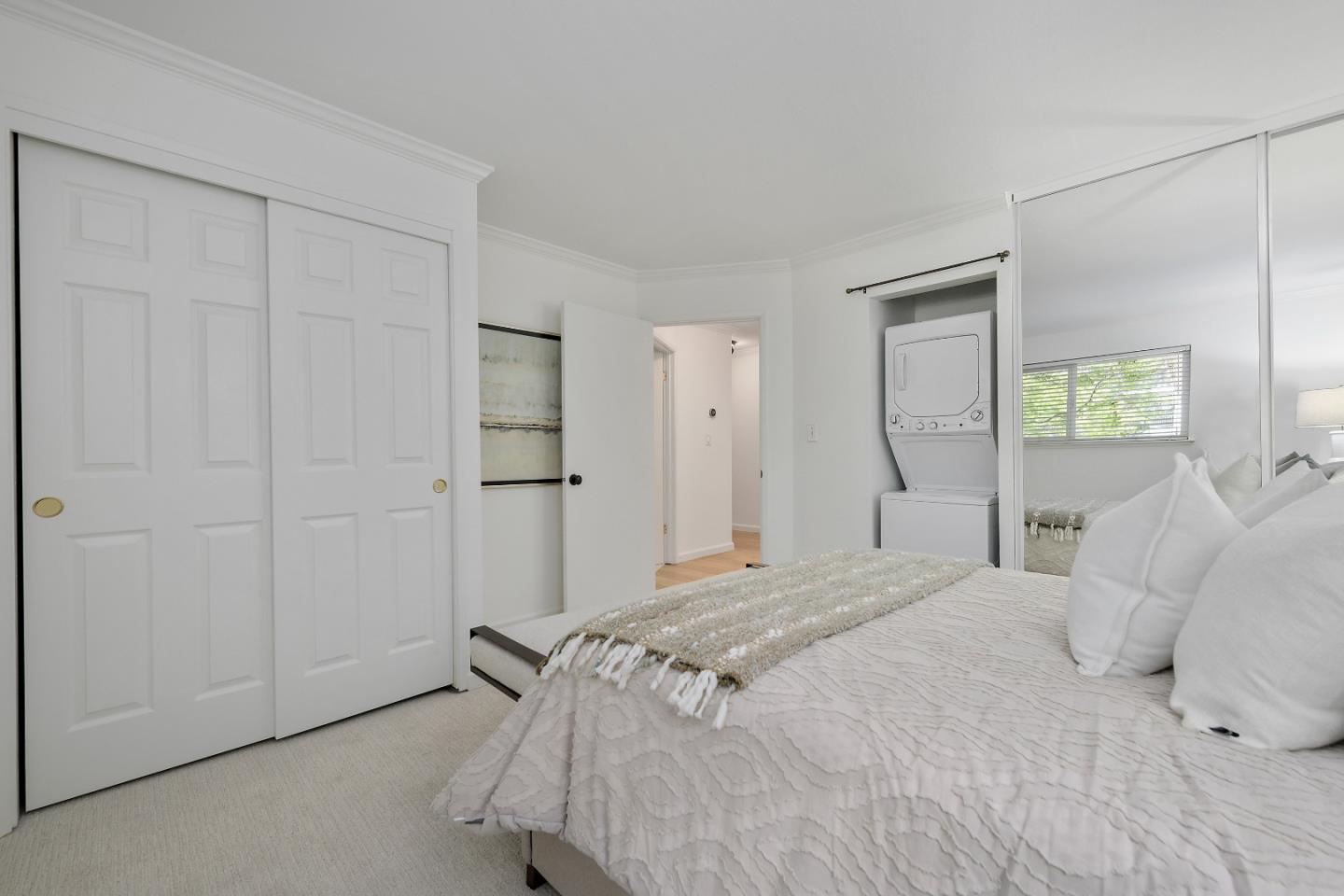 Detail Gallery Image 13 of 16 For 14245 Lora Dr #10,  Los Gatos,  CA 95032 - 2 Beds | 1 Baths