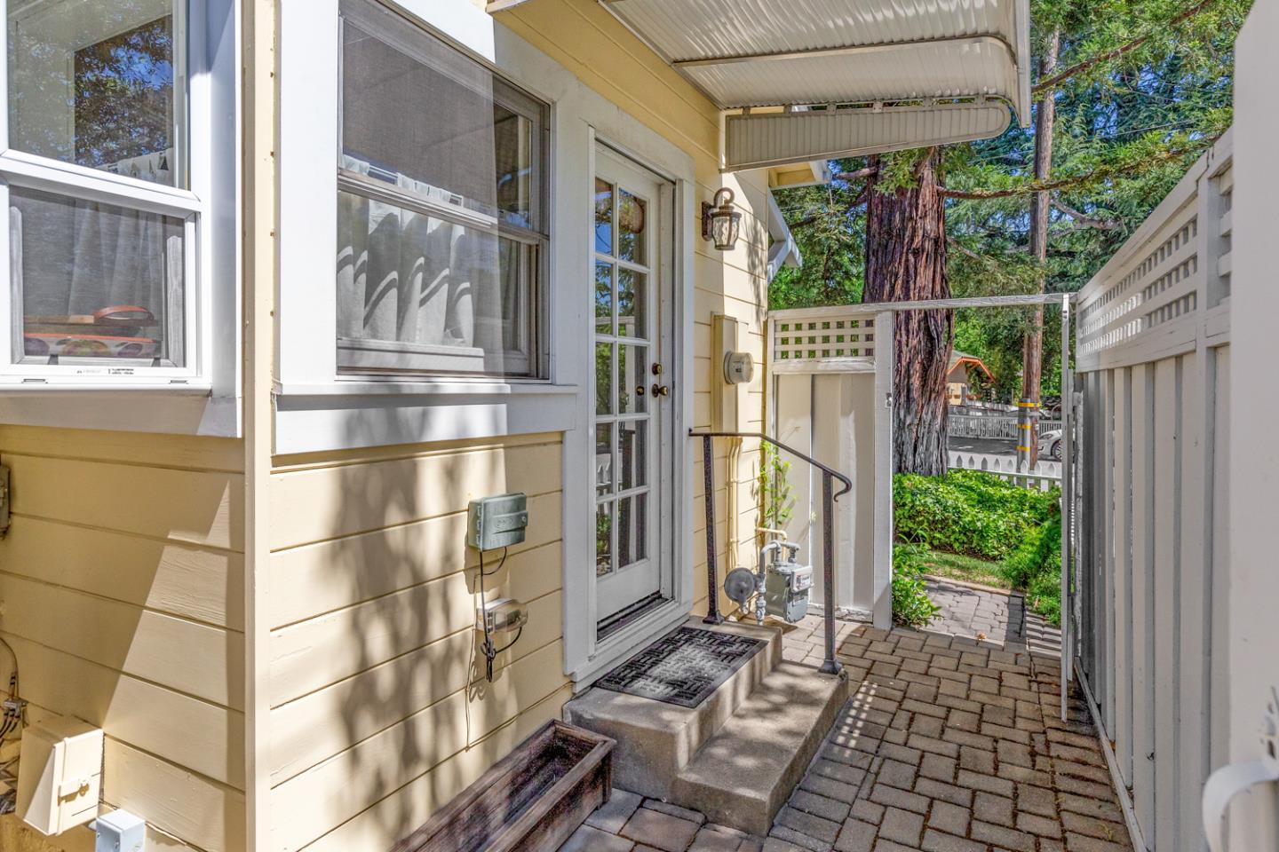 Detail Gallery Image 19 of 28 For 321 Bachman Ave, Los Gatos,  CA 95030 - 2 Beds | 2 Baths