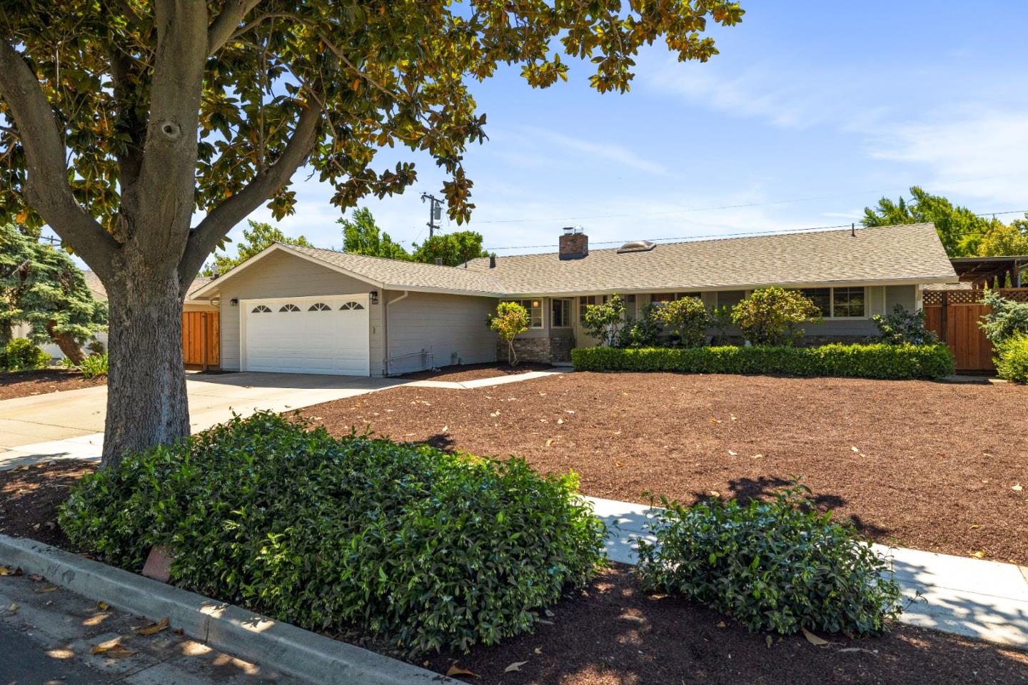 Detail Gallery Image 1 of 1 For 1177 Lime Dr, Sunnyvale,  CA 94087 - 3 Beds | 2 Baths