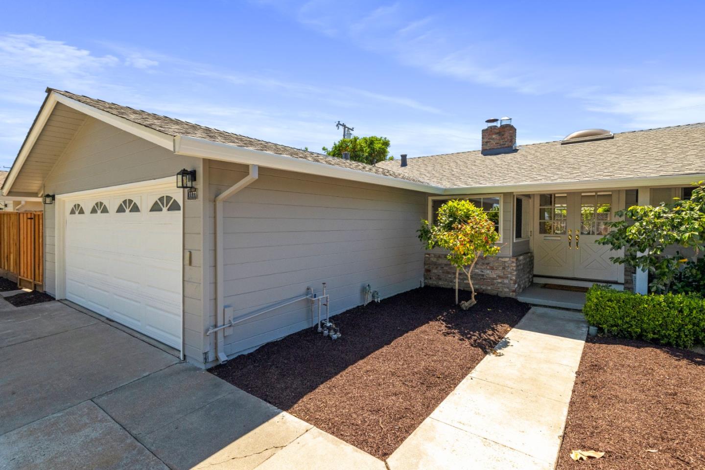 Detail Gallery Image 3 of 29 For 1177 Lime Dr, Sunnyvale,  CA 94087 - 3 Beds | 2 Baths