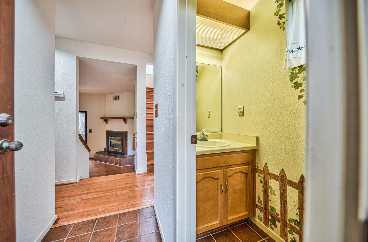 Detail Gallery Image 20 of 36 For 1960 Dreydon Ave, Cambria,  CA 93428 - 2 Beds | 1/1 Baths