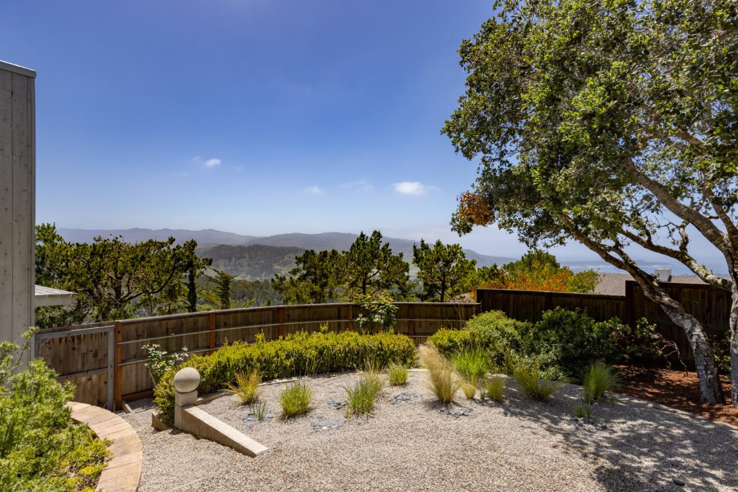 Detail Gallery Image 5 of 24 For 25025 Pine Hills Dr, Carmel,  CA 93923 - 2 Beds | 2 Baths