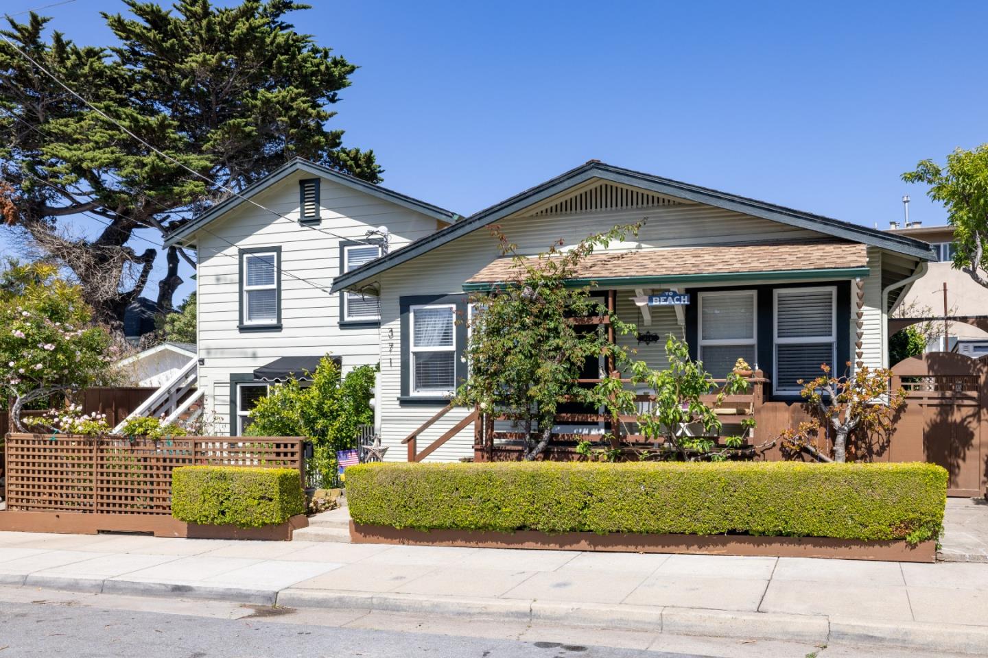 Detail Gallery Image 22 of 23 For 357 Park Ave, Monterey,  CA 93940 - 3 Beds | 2 Baths