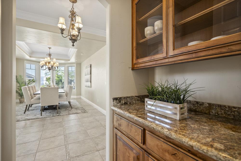 Detail Gallery Image 12 of 52 For 650 Beaver Ct, Discovery Bay,  CA 94505 - 4 Beds | 4 Baths