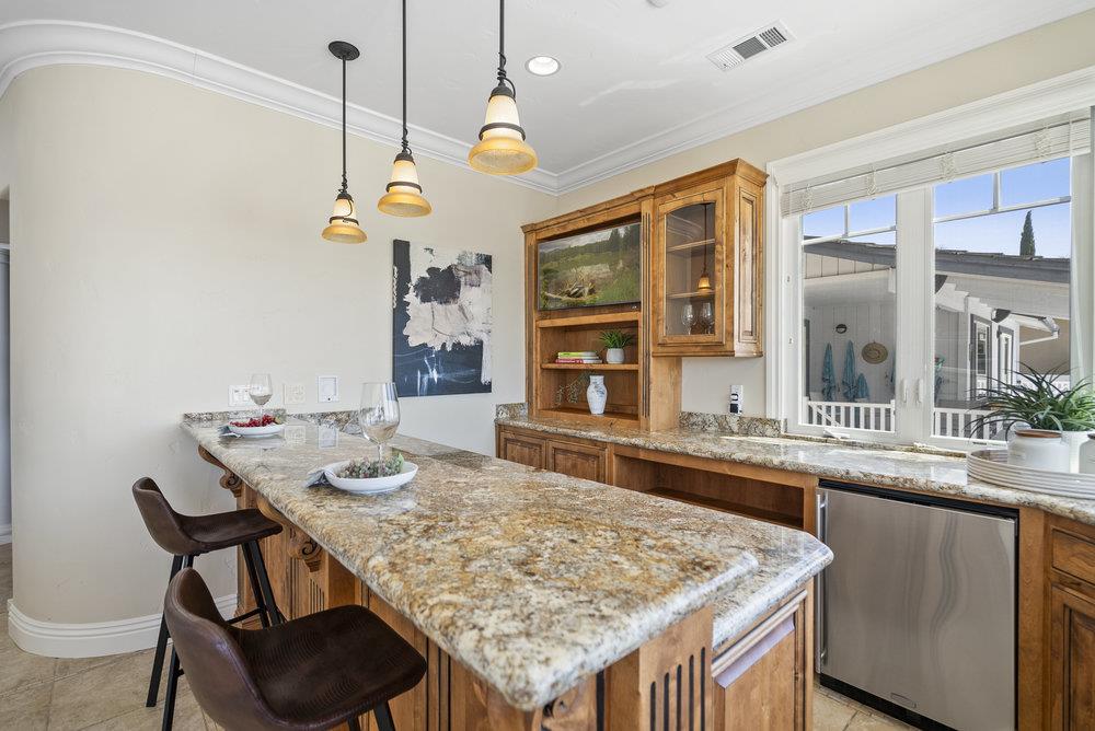 Detail Gallery Image 16 of 52 For 650 Beaver Ct, Discovery Bay,  CA 94505 - 4 Beds | 4 Baths