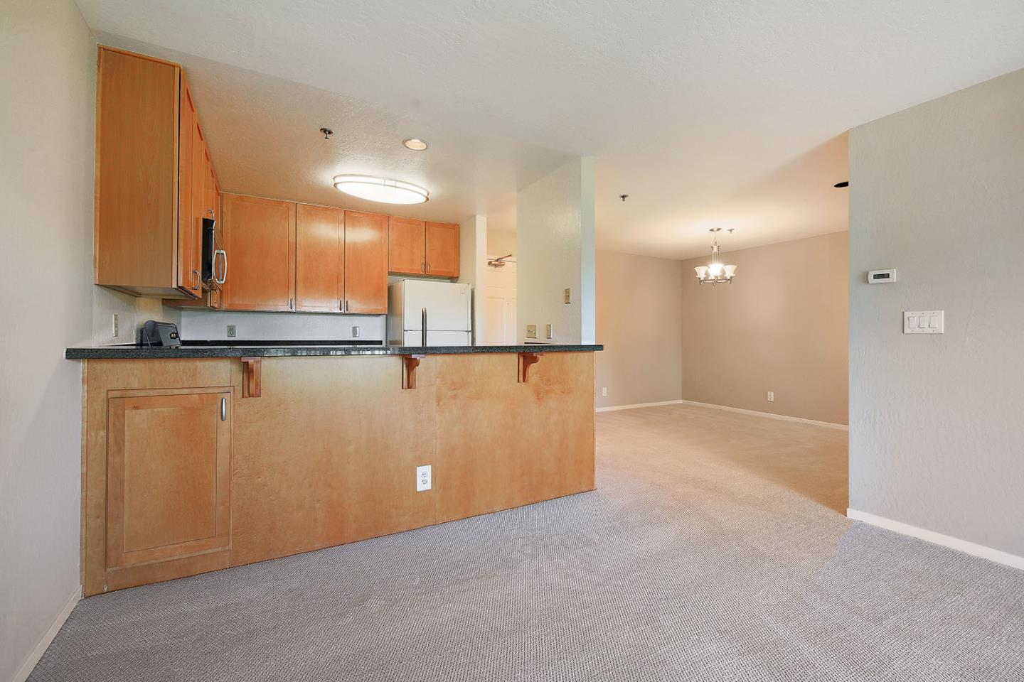 Detail Gallery Image 11 of 33 For 300 Murchison Dr #306,  Millbrae,  CA 94030 - 2 Beds | 2 Baths