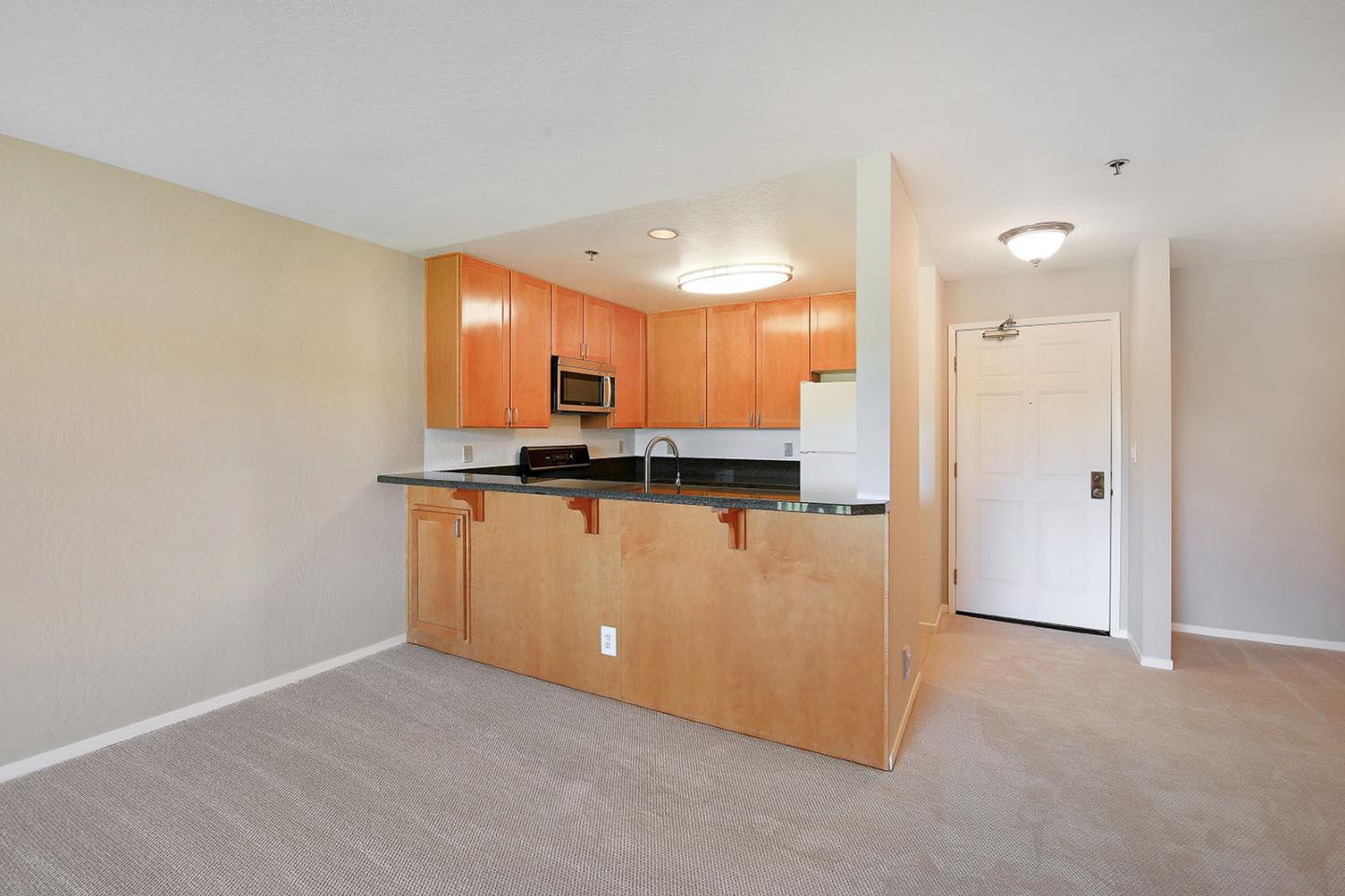 Detail Gallery Image 15 of 33 For 300 Murchison Dr #306,  Millbrae,  CA 94030 - 2 Beds | 2 Baths
