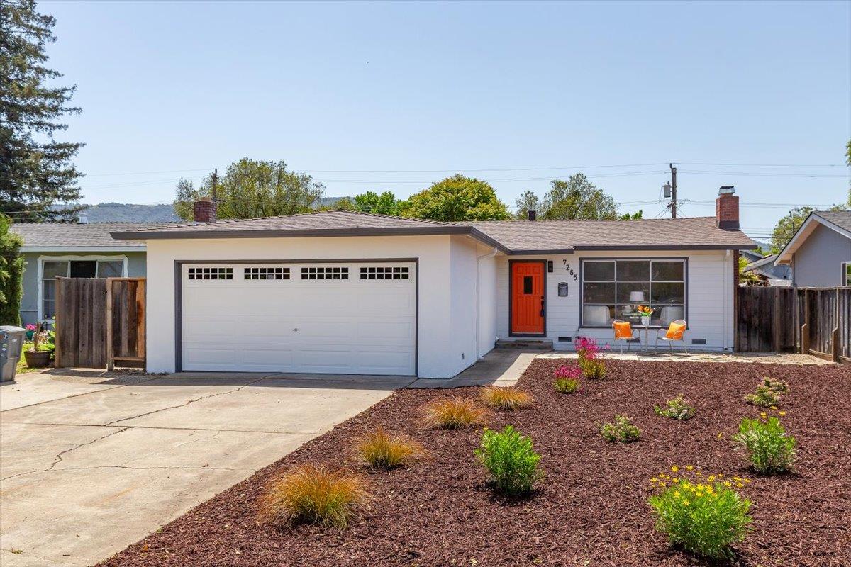 Detail Gallery Image 1 of 1 For 7265 Carmel St, Gilroy,  CA 95020 - 3 Beds | 2 Baths