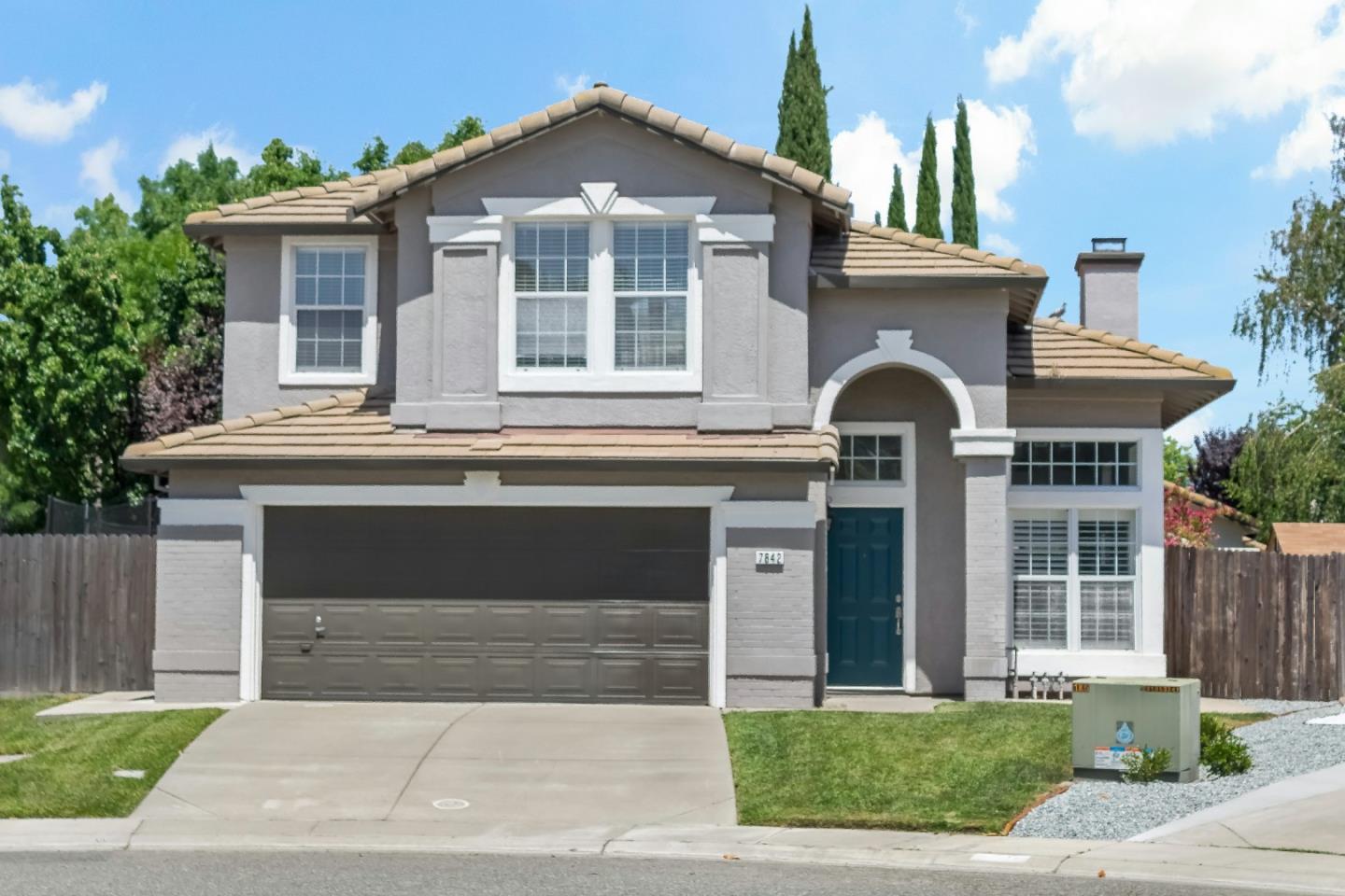 Detail Gallery Image 1 of 48 For 7842 Kanan Ct, Citrus Heights,  CA 95621 - 4 Beds | 2/1 Baths