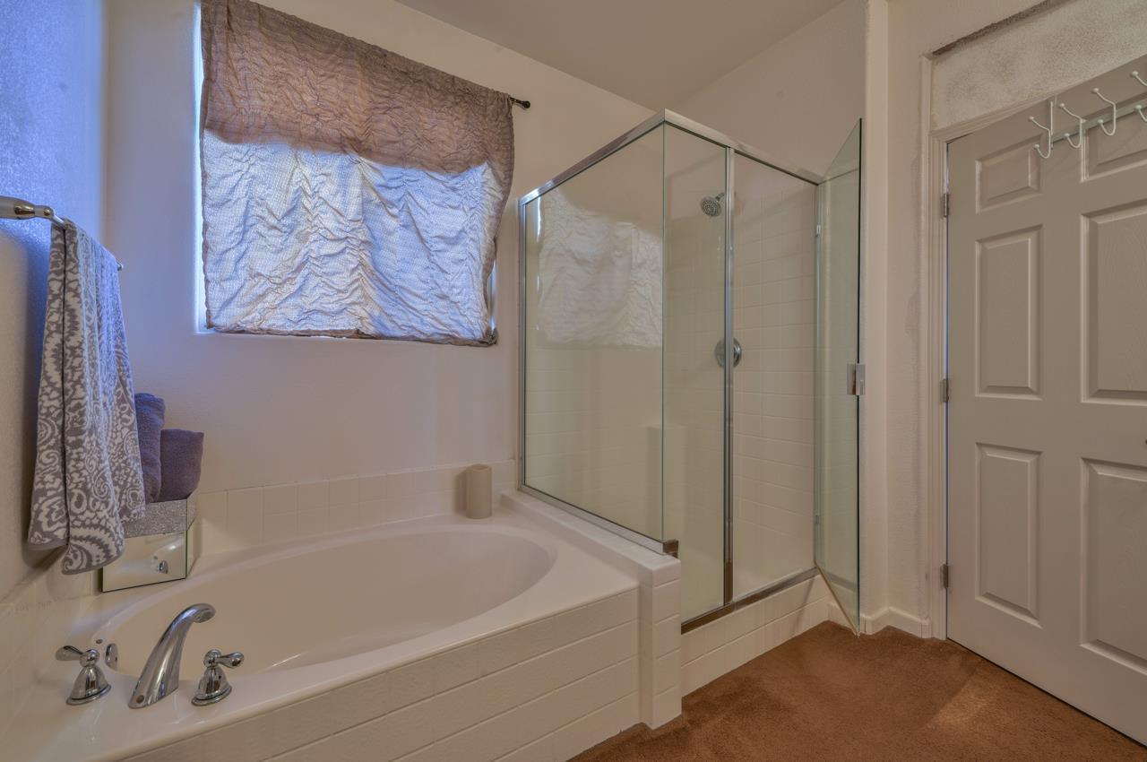 Detail Gallery Image 6 of 7 For 221 Tuscany Ave, Greenfield,  CA 93927 - 4 Beds | 2 Baths