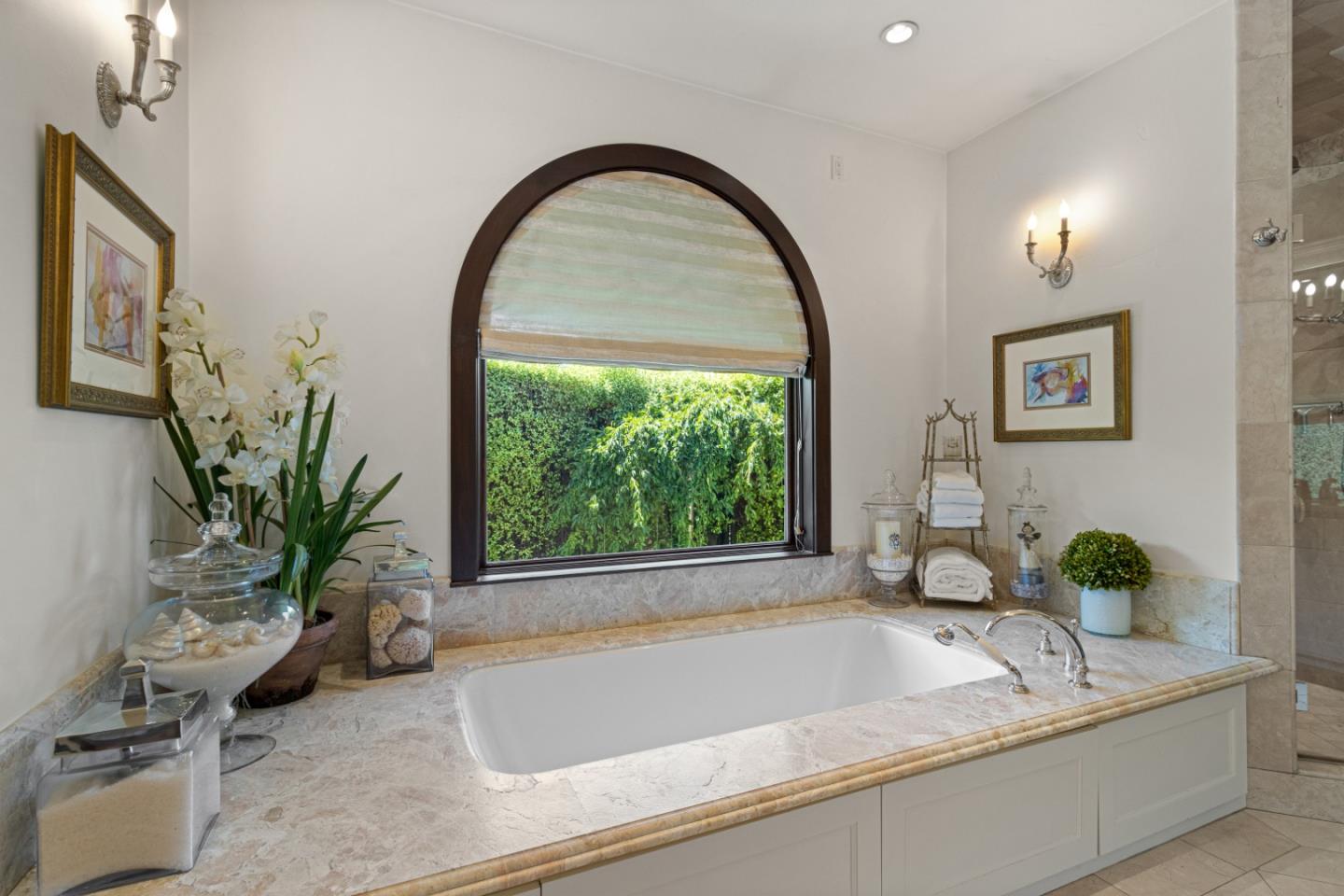 Detail Gallery Image 28 of 53 For 2269 Dry Creek Rd, San Jose,  CA 95124 - 4 Beds | 2/2 Baths