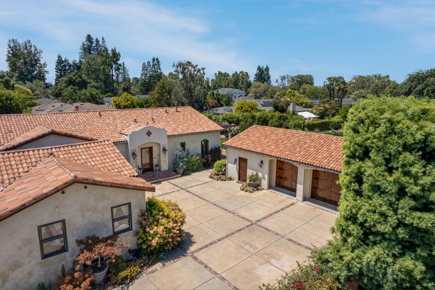 Detail Gallery Image 47 of 53 For 2269 Dry Creek Rd, San Jose,  CA 95124 - 4 Beds | 2/2 Baths