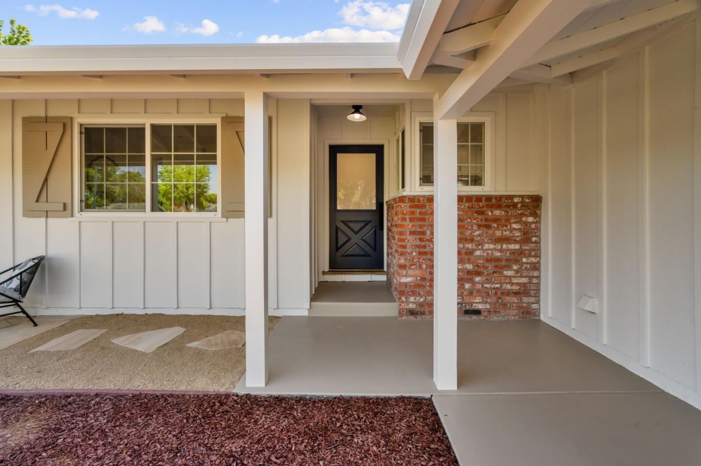 Detail Gallery Image 4 of 32 For 1312 Miette Way, Sunnyvale,  CA 94087 - 4 Beds | 2 Baths