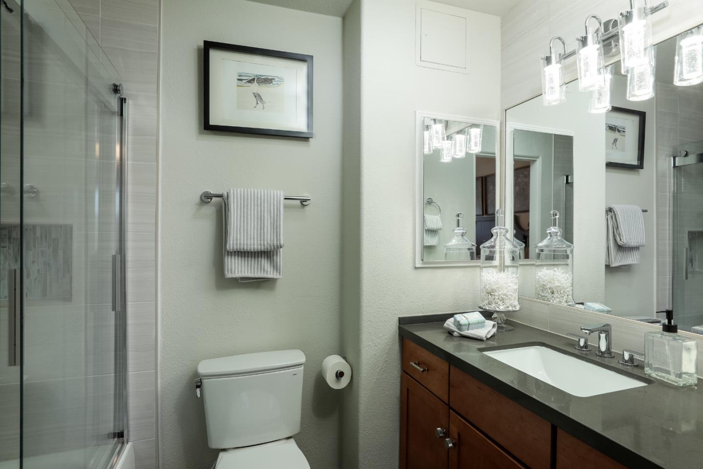 Detail Gallery Image 14 of 20 For 808 Lenzen Ave #109,  San Jose,  CA 95126 - 2 Beds | 2/1 Baths