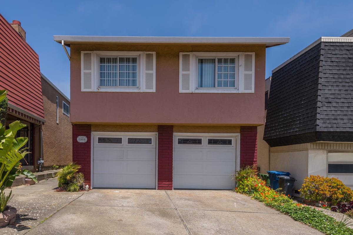 Detail Gallery Image 1 of 17 For 844 King Dr, Daly City,  CA 94015 - 3 Beds | 1/1 Baths